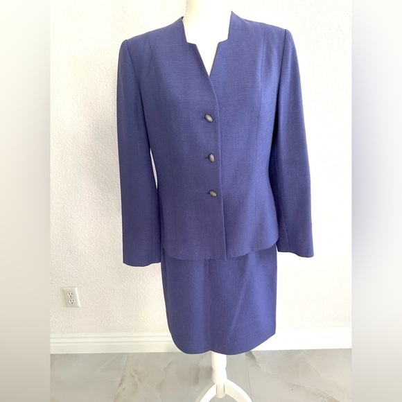 Kasper Lavender Petite Suit - Picture 1 of 6